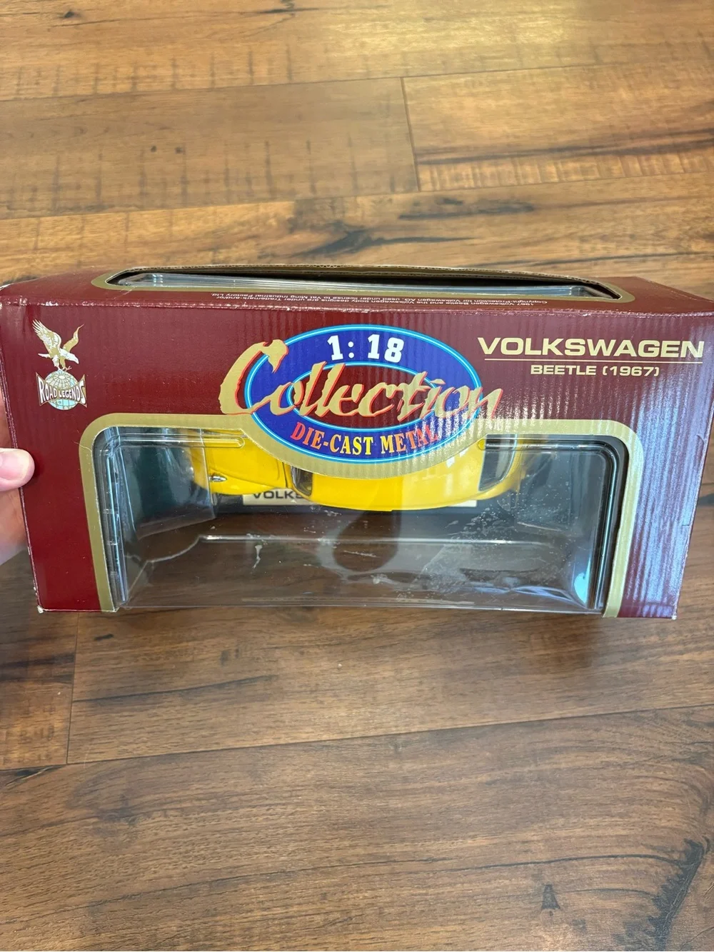 Road Legends 1967 Volkswagen Beetle Yellow 1:18 Diecast Model Car Yat Ming NIB